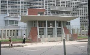 Ministers greeted at Secretariat