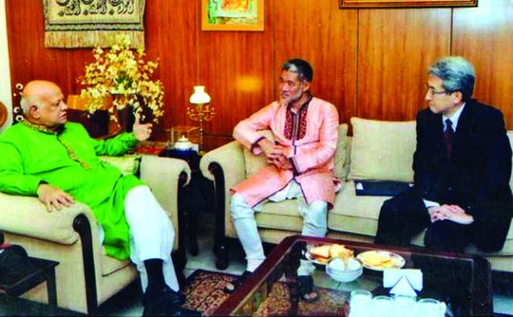 China is climbing up the priority list in the Awami League's foreign relations scheme, leaving Western countries and Bangladesh's traditional 'development partners' trailing.