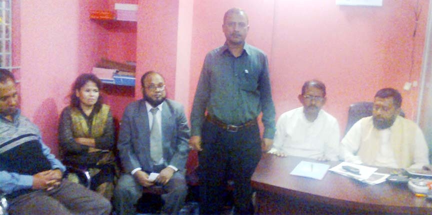 Md Kamal Uddin, Member of Central Human Rights' Federation, Ctg speaking as Chief Guest at a discussion meeting on awareness of tenants to protest troubles organized by Bangladesh Human Rights' Federation recently.