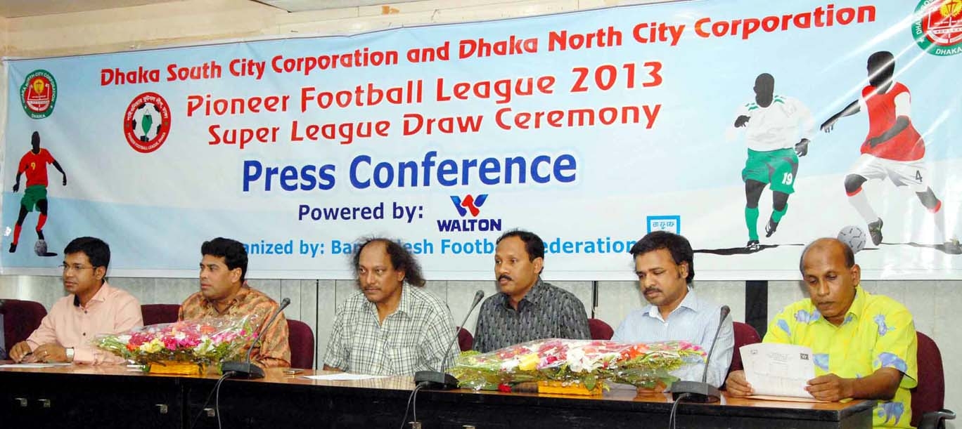 Deputy Chairman of Pioneer Football League Committee Bijon Barua speaking at a press conference at the conference room of Bangladesh Football Federation House on Tuesday.