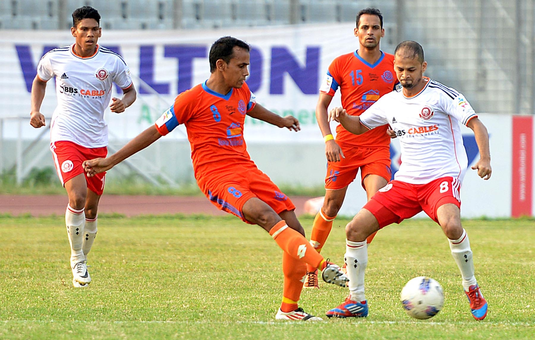 A moment of the match of Bangladesh Premier Football League between Brothers Union Limited and Muktijoddha Sangsad Krira Chakra at the Bangabandhu National Stadium on Sunday.