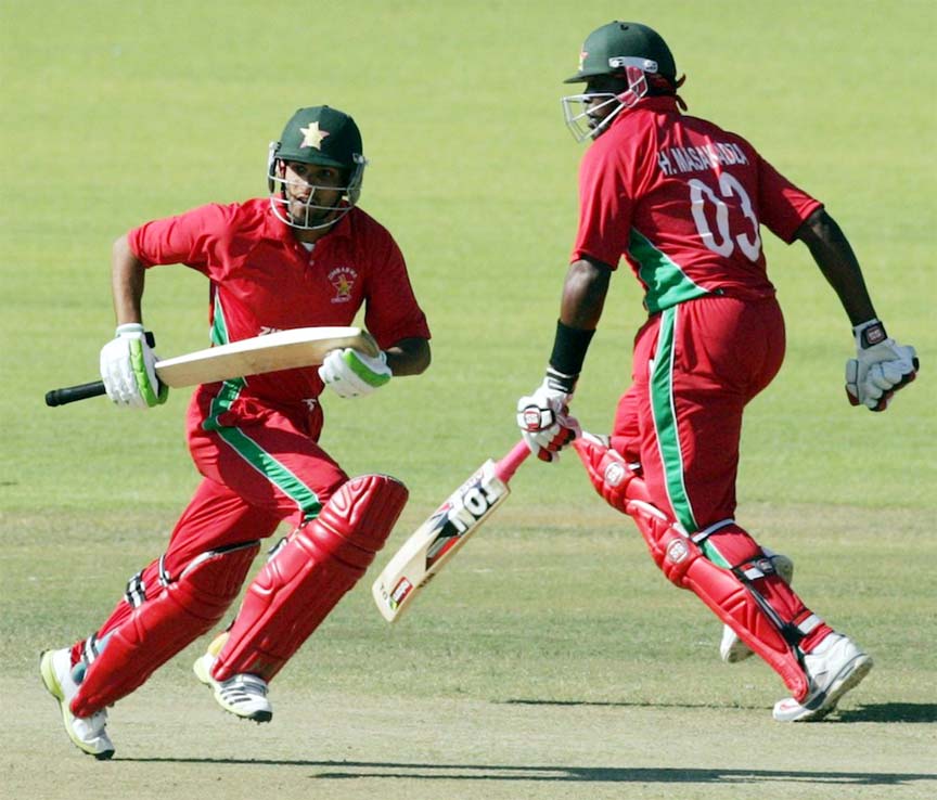 Sikandar Raza and Hamilton Masakadza thwarted the Afghanistan bowlers in 2nd ODI between Zimbabwe and Afghanistan at Bulawayo on Sunday.