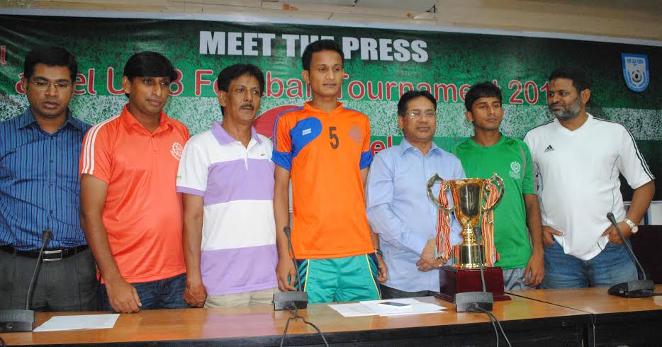 Officials and Captains of Mohammedan Sporting Club Limited and Brothers Union Club with Senior Vice-President of BFF Abdus Salam Murshedy pose for a photograph at the conference room of Bangladesh Football Federation House on Tuesday.